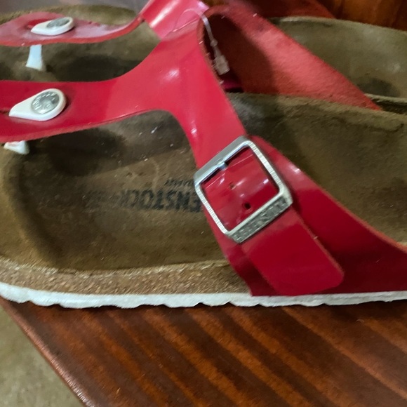BIRKENSTOCK GIZEH 2025 TANGO RED PATENT Birko Flor T Strap Thong Sandal Sz 42/11 - Picture 10 of 11